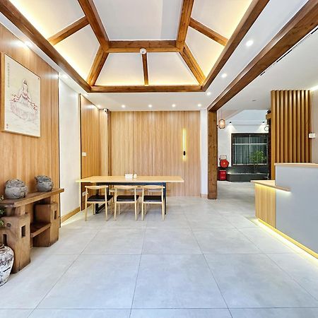Hemu House Hotel Fenghuang Bagian luar foto