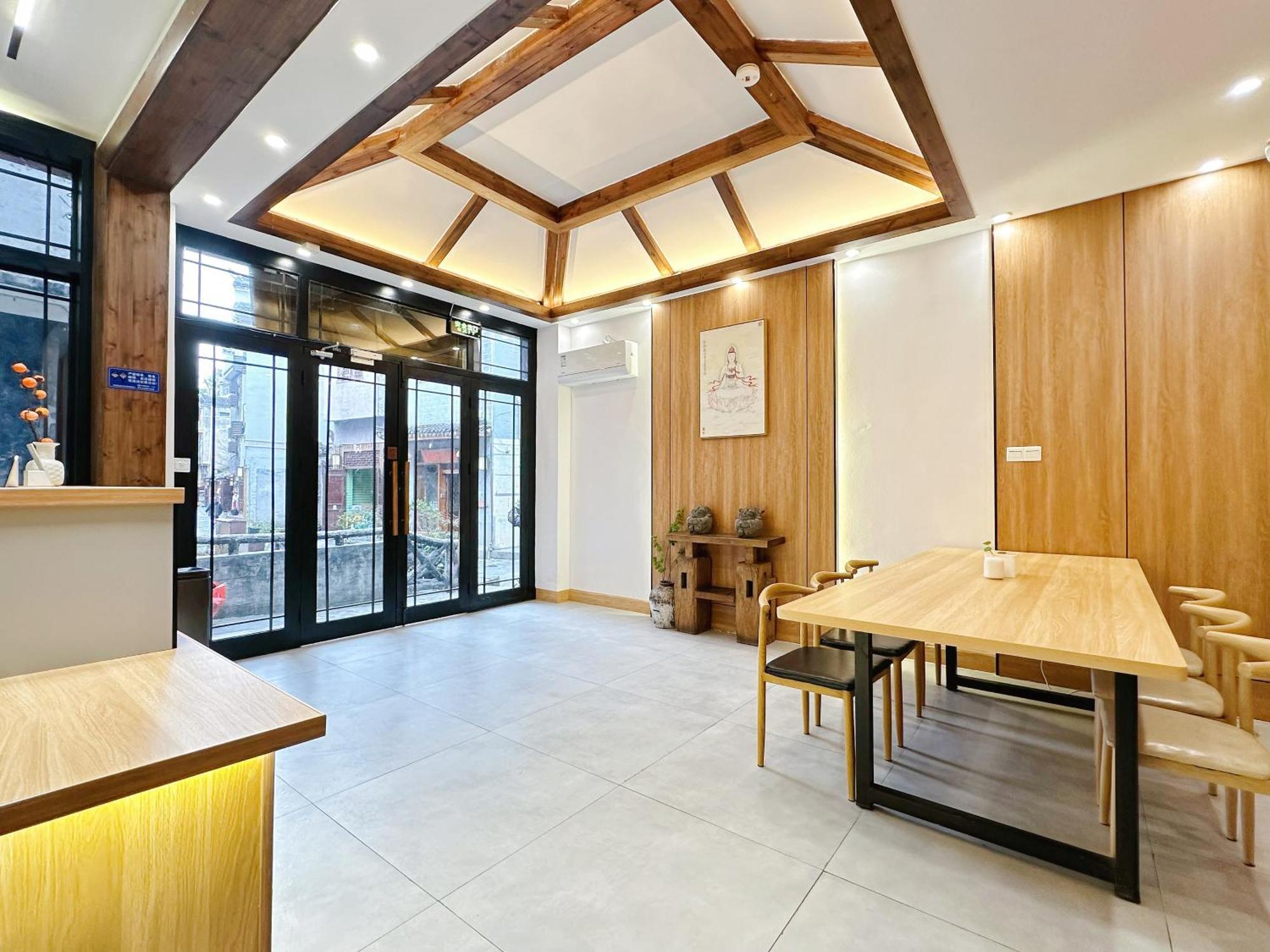 Hemu House Hotel Fenghuang Bagian luar foto