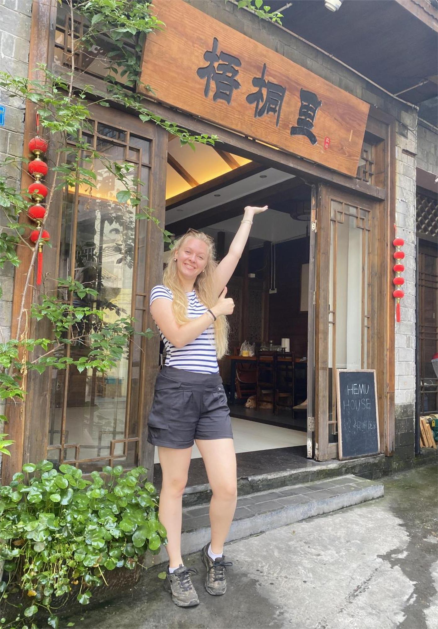 Hemu House Hotel Fenghuang Bagian luar foto